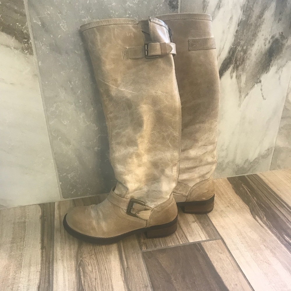 STEVE MADDEN Buckeye Boot, Ivory, SZ 8 (38)